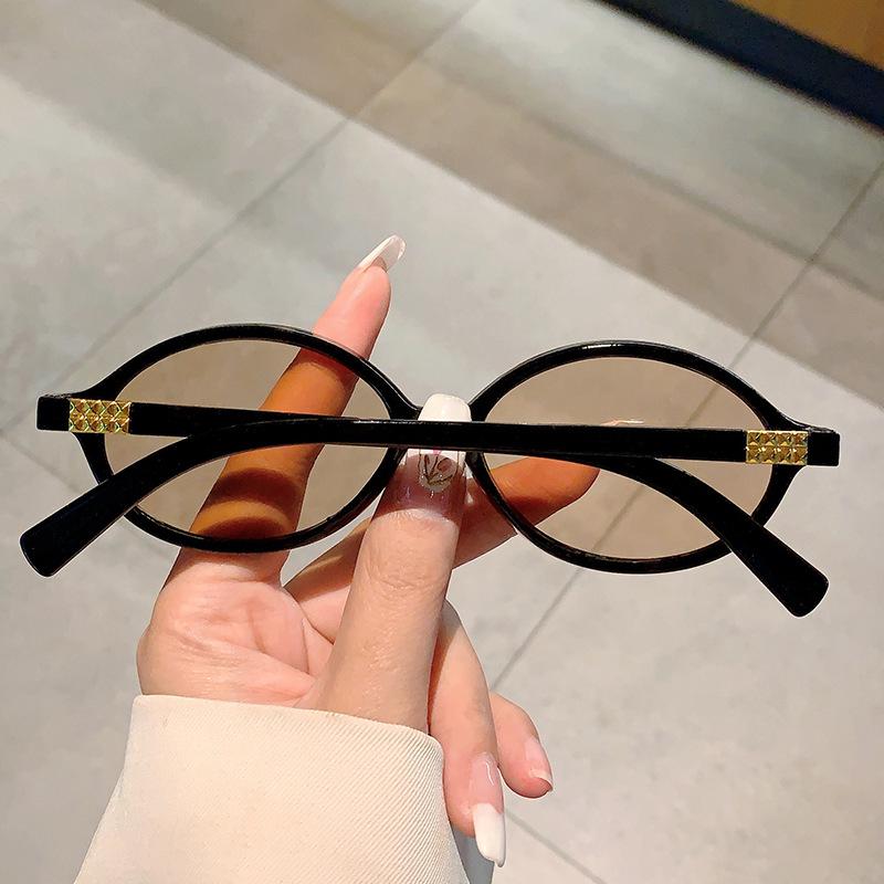 Luxury Brand Designer Oval Small Frame Sunglasses Women Men Fashion Vintage Trend Sun Glasses Punk Hip Hop Shades UV400