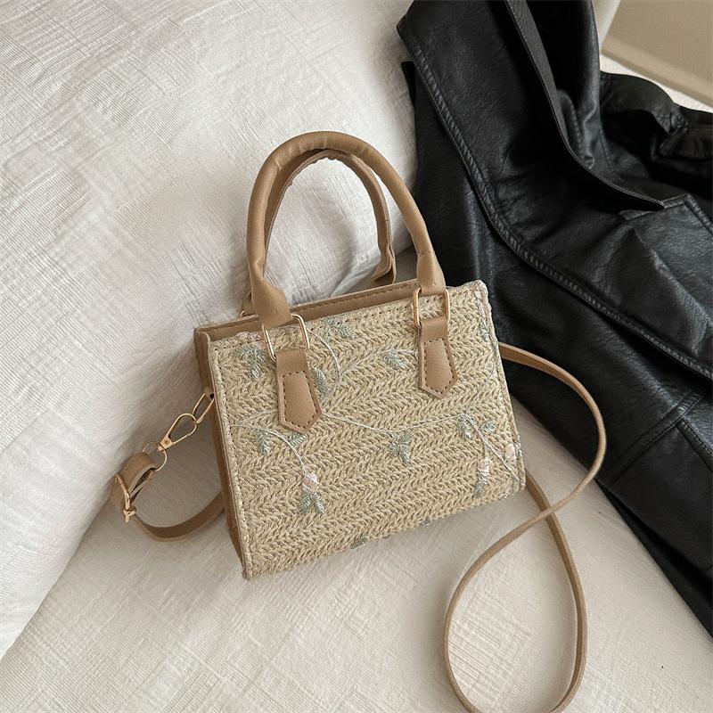 

Плетеная сумка через плечо для женщин, универсальная сумка, модная сумка через плечо, маленькая квадратная сумка