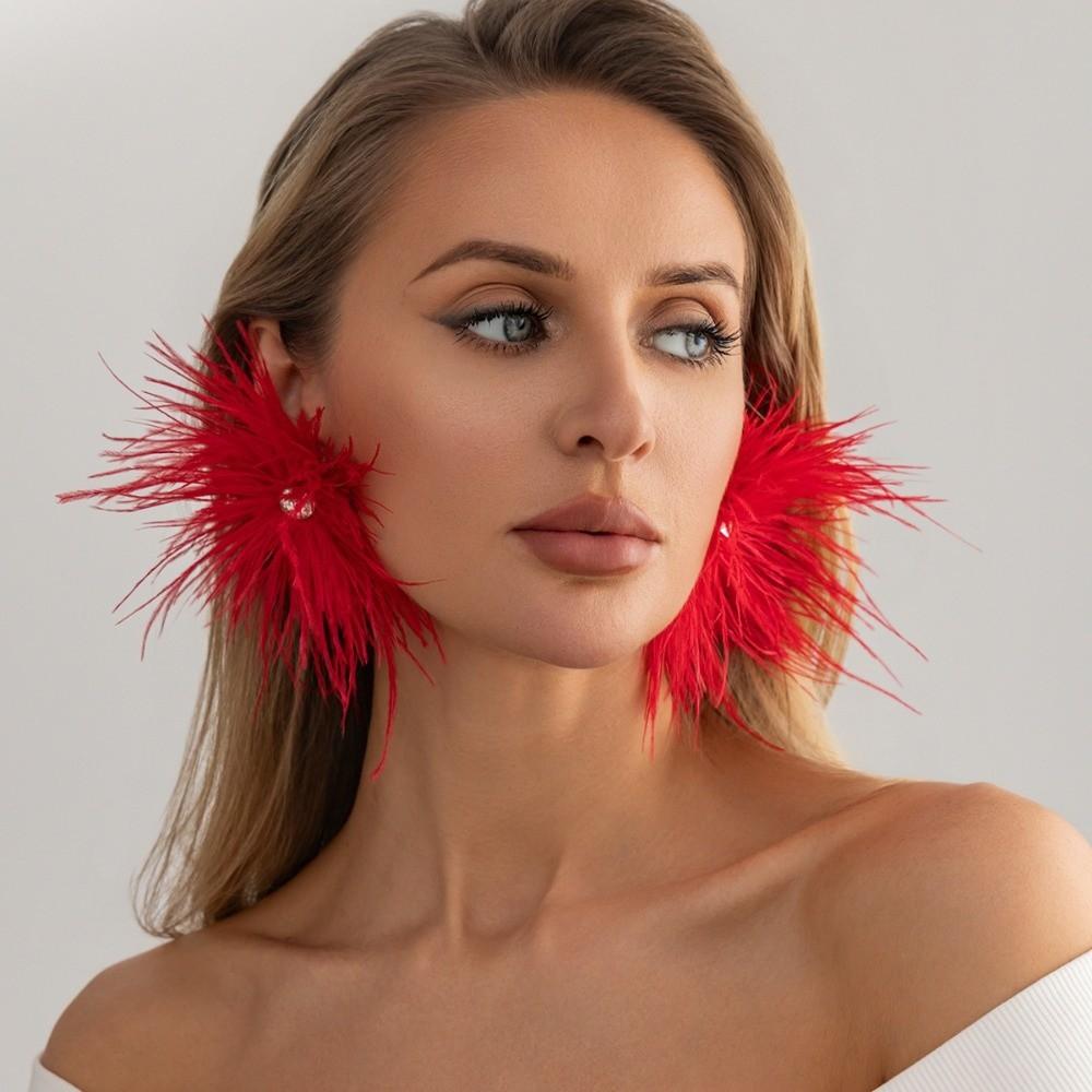 Exaggerated Style Feather Earrings Multi-color Feather Ins Luxury Dangle Ear Jewelry Shiny Rhinestone Geometric Design красный