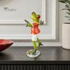 Kleintierfigur Niedliche Froschfigur Fußballtorwart, Sport-Thema Harzstatue, Lustige Skulptur Neuheit Schreibtischverzierung für Zuhause Büro,