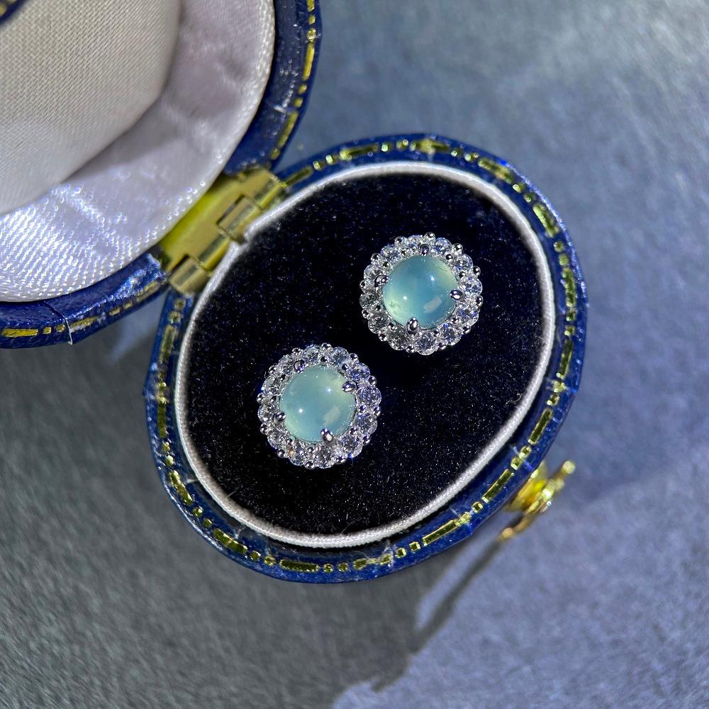 

Серьги-пусеты «Подсолнух» из натурального голубого водного нефрита из стерлингового серебра S925