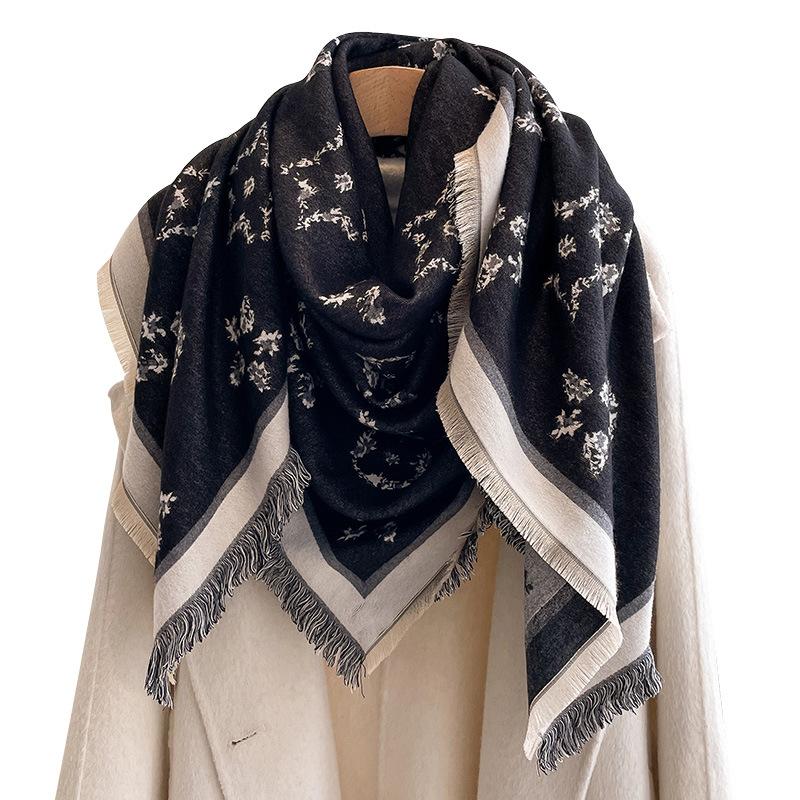Star-Shaped Floral Pattern Fashion Trend High-End Versatile Women'S Imitation Cashmere Scarf Large Square Scarf Air Conditioner Shawl