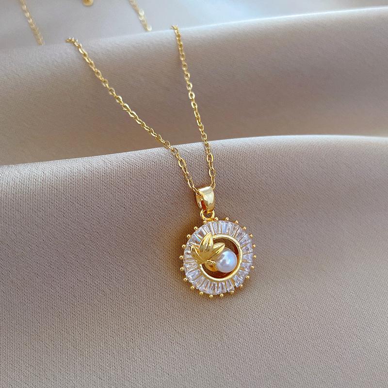 

Luxury Imitation Pearl Leaf Zircon Circle Necklace Stud Earrings for Women Daily Wedding Party Jewelry Set Accessories Gifts
