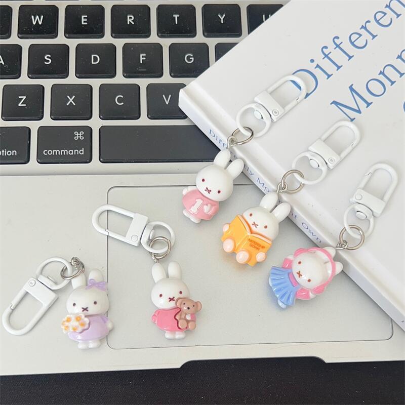 5 pezzi portachiavi Miffy creativo di alto valore cartone animato animazione bambola forma bambola cuore di ragazza studente fai da te zaino ciondolo decorazione