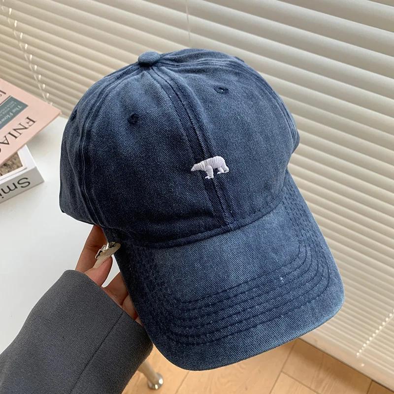 Stylish Polar Bear Embroidered Baseball Cap Sun Protective Breathable Adjustable ldeal Casual Hat Men Women Unisex Baseball Caps