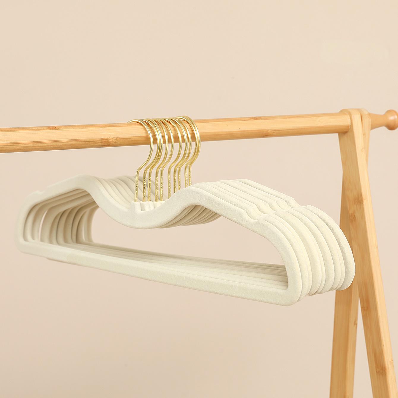 

10 шт.Новая вешалка для одежды с коротким плюшевым горлышком, противоскользящая, пластиковая, вешалка для брюк, увеличивает пространство в гардеробе, прочная и долговечная