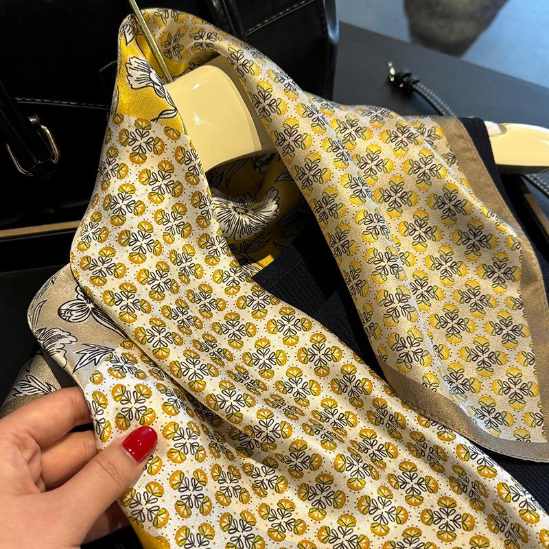 New mulberry silk scarf thin small square scarf spring and summer splicing retro high-end women's silk printing scarf