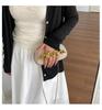 2026 Summer Women's Fashionable Underarm Crossbody Handbag: Simple, Chic Design