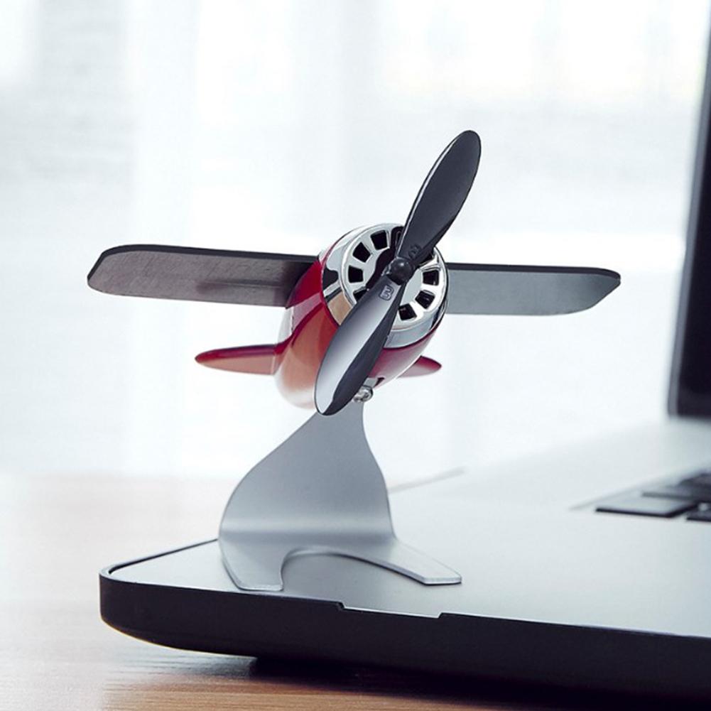 Solární model letadla na auto Ozdoby Styl Solárně poháněné letadlo pro dekoraci auta