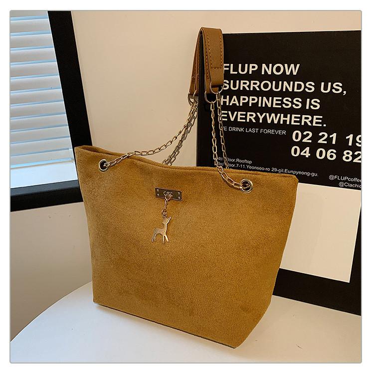 Velvet Soft Trendy Chain Shoulder Bag For Women Versatile Summer Tote Handbag