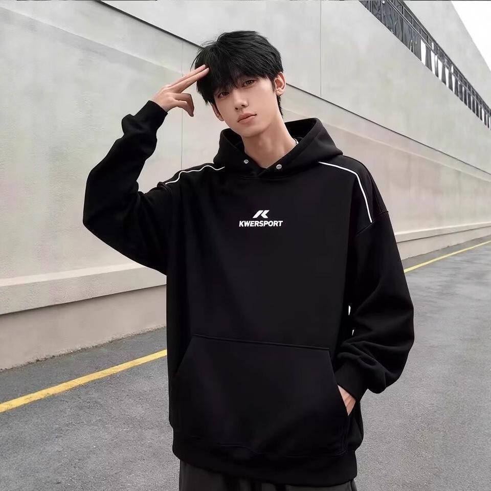 Men's Trendy Hooded Sweatshirt: Autumn/Winter Loose Pullover Hoodie Top