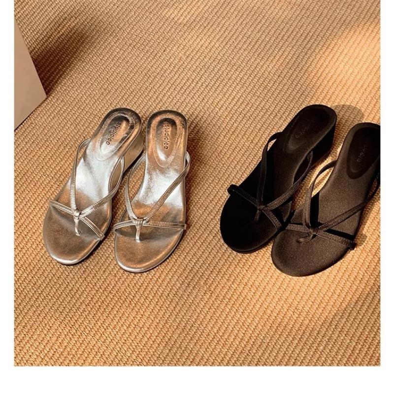 High-heeled Shoes with Thin Straps and Flip-flops for Women