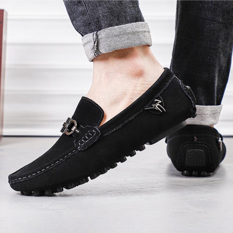 Fashion 2025 New Loafers Men Soft Driving Moccasins High Quality Flats Genuine Leather Shoes Men Slip-on Suede Loafers for Men
