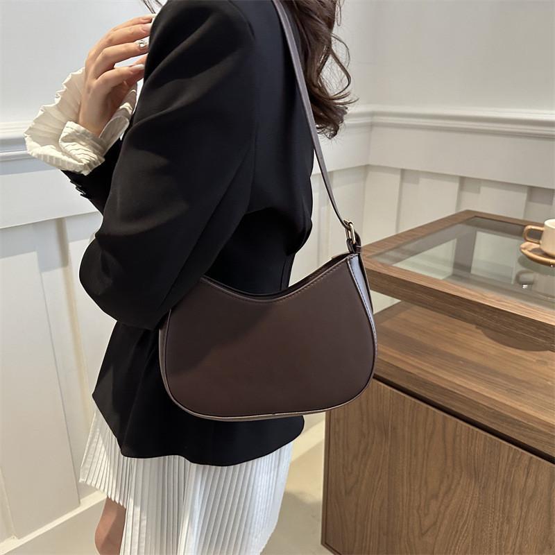2024 New Lady Shoulder Bag Large Capacity Charming Crossbody Bag Street-style Fashion Underarm Bag