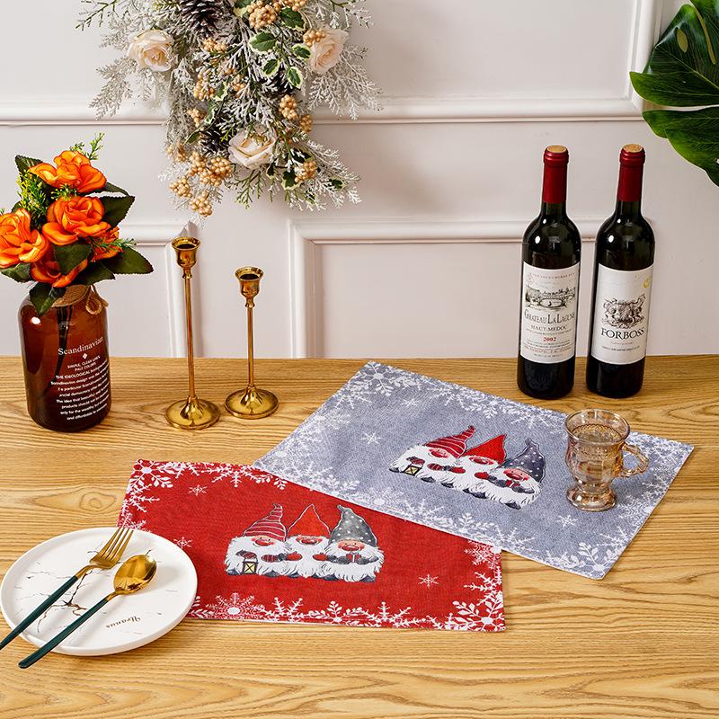 Christmas decorations Nordic style cartoon forest man placemats Christmas hotel restaurant tableware decorations