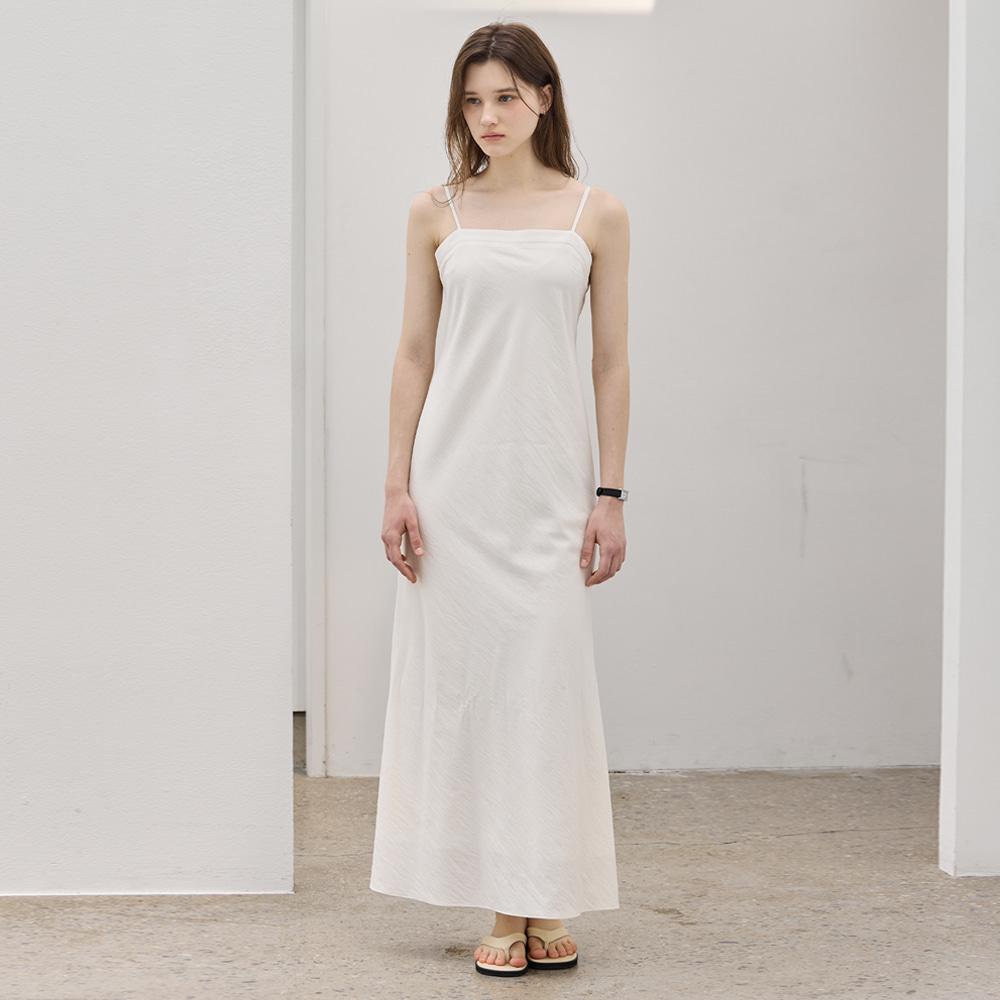 Hiikeu Urban Crease Sun Dress_Light Cream