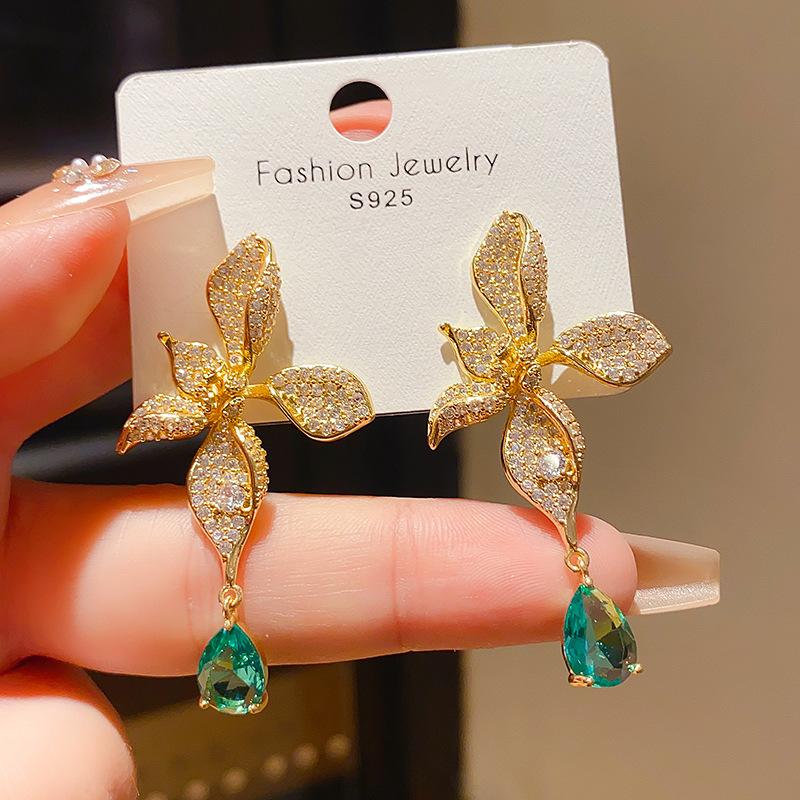 18k Real Gold Electroplated Silver Needle Light Luxury Zircon Flower Water Drop Earrings Retro Court Style Niche High-end Earrings