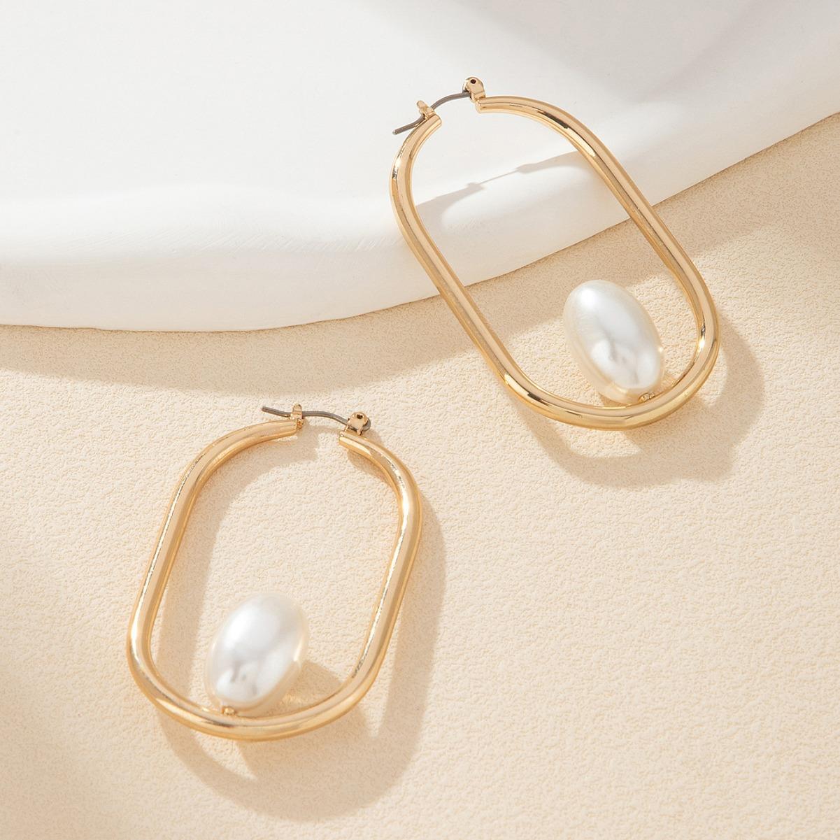 1 пара серег с полым дизайном, инкрустированных жемчугом, высококлассный простой нишевый дизайн