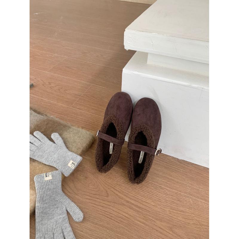 

2025 autumn and winter catwalk model flat lamb wool Mary Jane ballet shoes sweet cool fairy wind fluff shoes female warm 39
