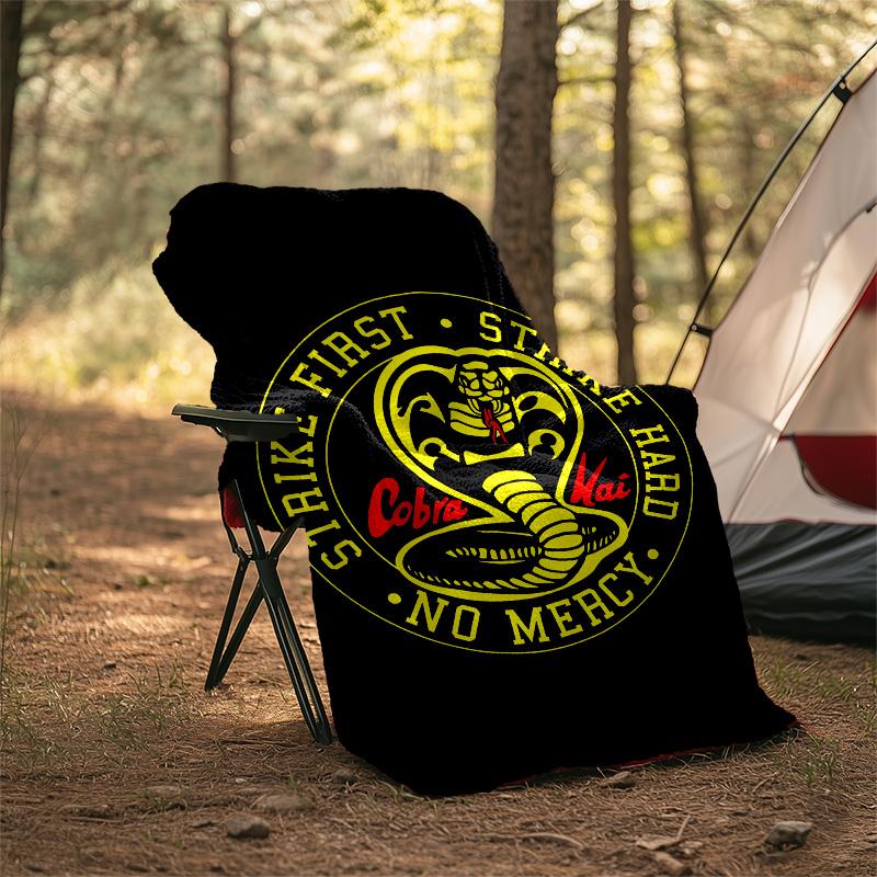 1 Stück Fußballmannschaft (25) Themen-Decke - Digitaldruck, Polyester, Gemütlich für alle Jahreszeiten, Perfekt für draußen, Camping und Reisen