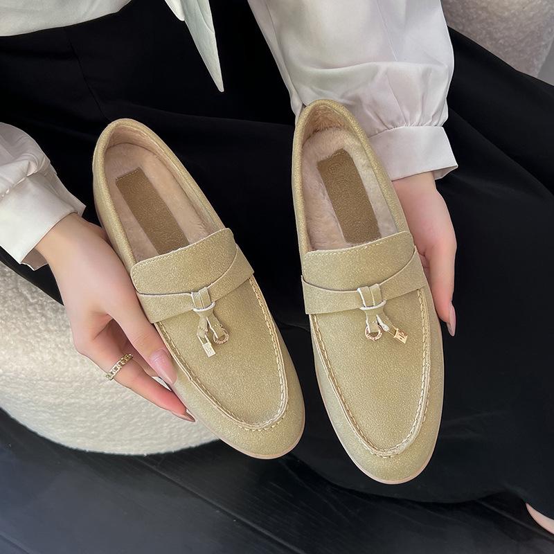 Grape Mom Fleece-Lined Tassel Loafers: Women's Winter Slip-On Soft Sole Furry Shoes.