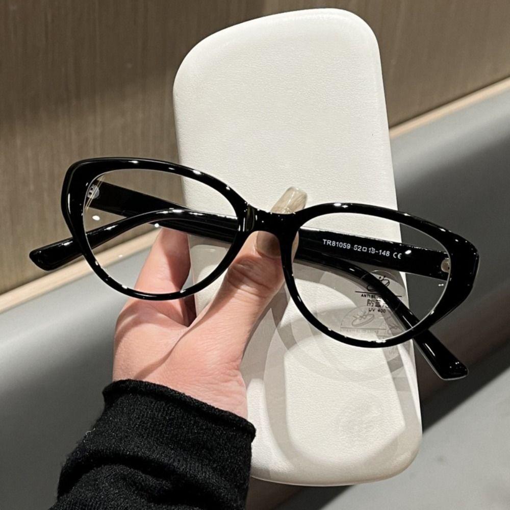 

New Retro Anti-Blue Light Glasses Fashion Flat Mirror Cat Eye Glasses Unisex Small Frame Eyeglasses Plain Glasses
