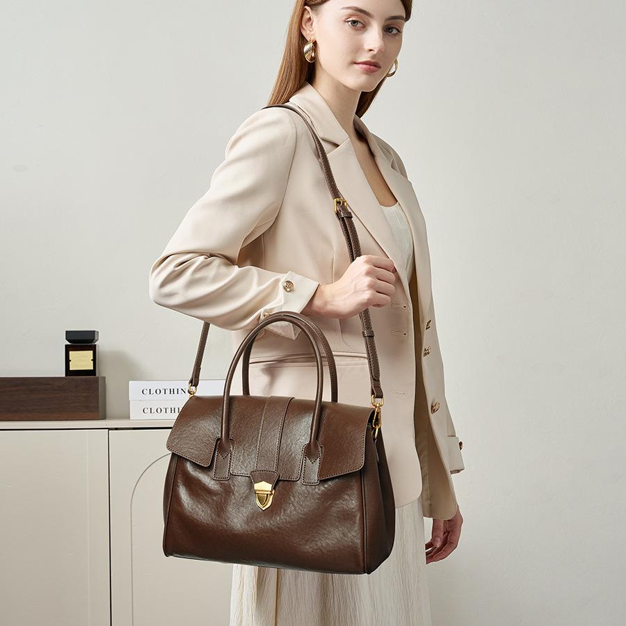 Autumn and winter leather high-end shoulder tote bag women's head layer vegetable tanned cowhide retro large-capacity portable briefcase