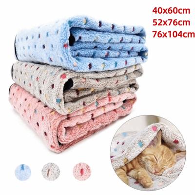 Portable Ultra-Soft Pet Bed Blanket Cute Dot Pattern Cozy Warm Pet Pad Machine Washable Breathable Dog Blanket for Dog/Cat