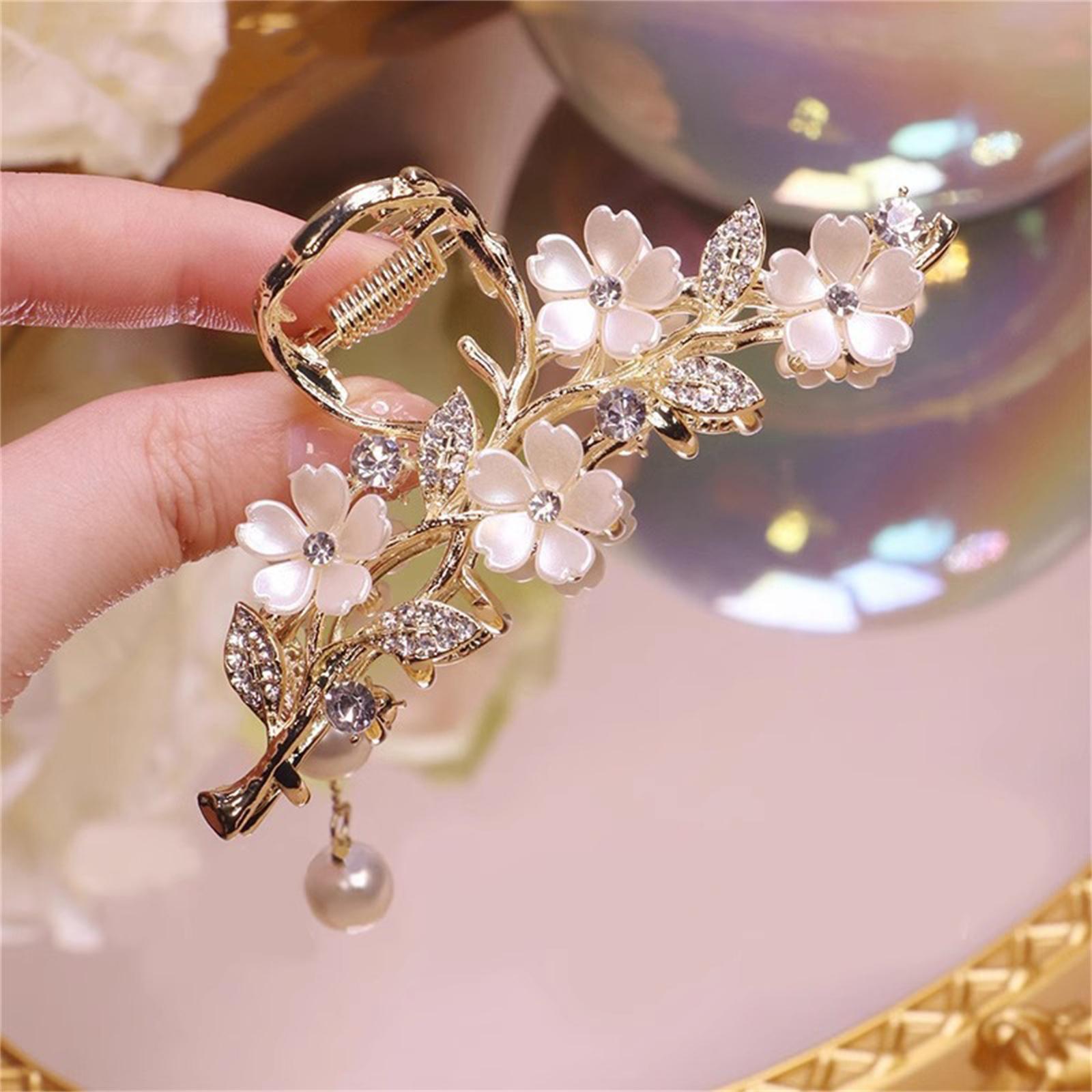 

Women Pearl Tassel Flower Metal Shark Hair Clip Temperament Hair Accessories Hair Claw Alloy Rhinestone Hair Clamp Hair Styling