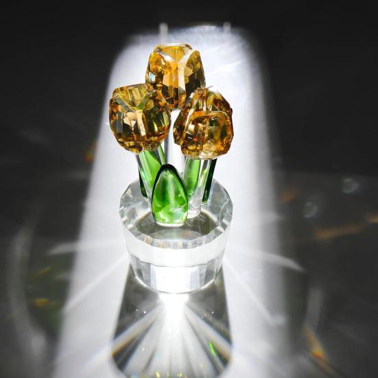 Faux Crystal Tulip Figurine Collectible Clear Tulip Flower Ornament Glass Flower Bouquet Gifts for Valentine's Day Birthday Women Girlfriend Wife