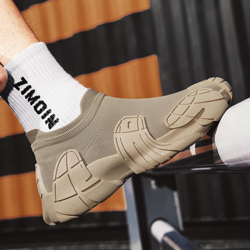 2025 New Men's Solid Color Sneaker Breathable Slip-On Mesh Sneakers Lightweight Outdoor Hiking Shoes Summer Outdoor Casual Wear