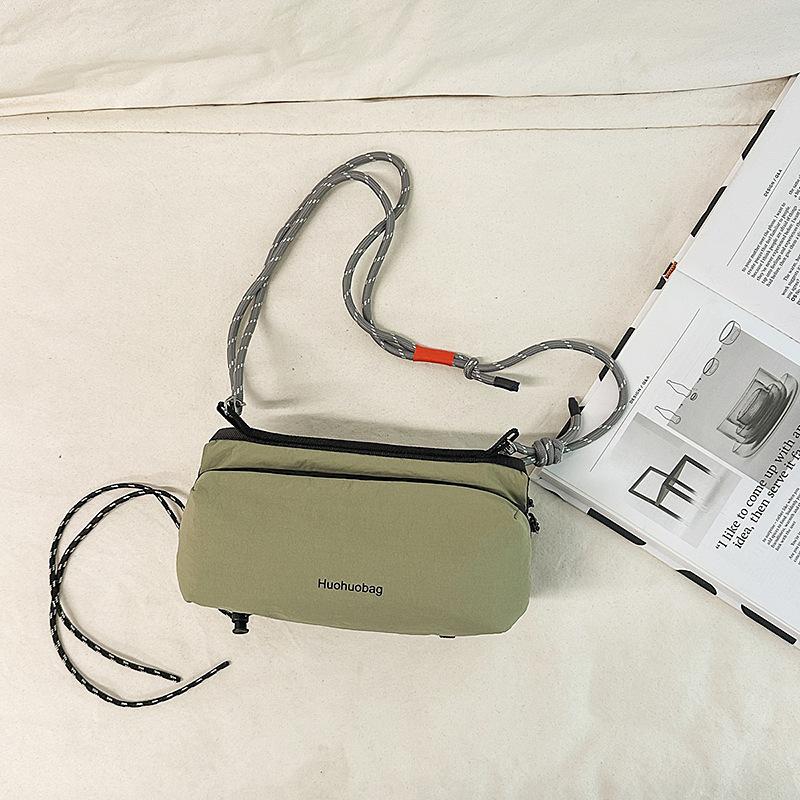 Small Square Bag 2025 New Flow Fashion Simple Shoulder Bag Men's and Women's Leisure Sports Messenger Bag