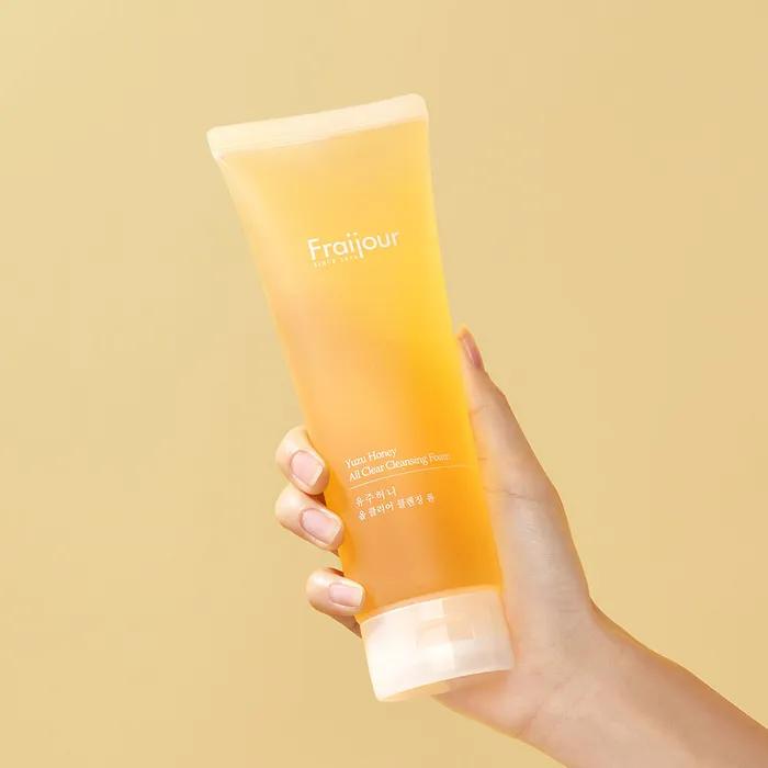 Yuju Honey Mildly Acidic AHA AHA Cleansing Foam 250ml