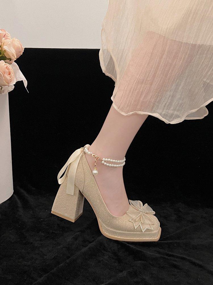 

Thick heel high heels women s waterproof cheongsam horse dress gentle evening breeze with skirt Mary Jane wedding shoes bride shoes 34