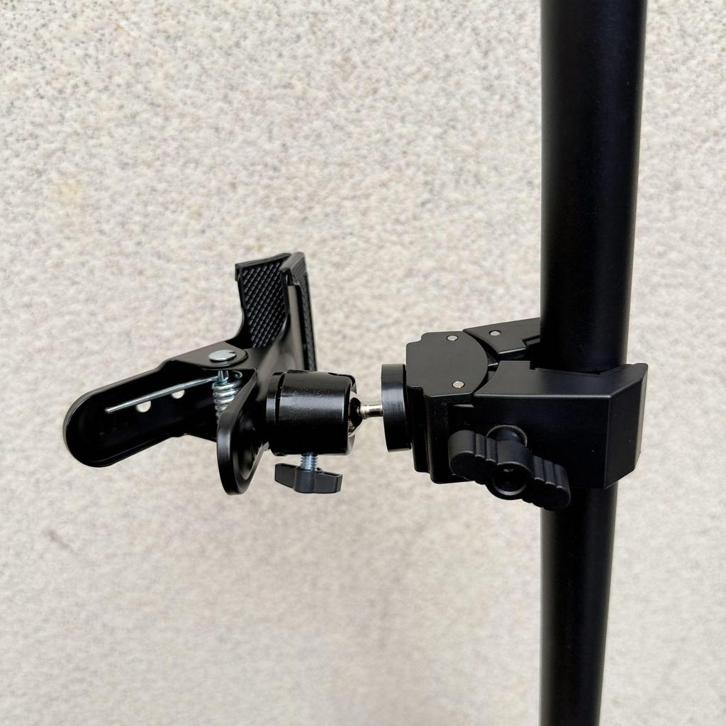 Mobile Streaming Power Bank Holder: 360° Rotation Clip with Metal Ball Head, Tripod Extension, and Strong Clamp.