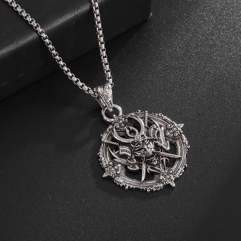 Retro Gothic Domineering Turntable Turntable Samurai Demon Men's Trendy Pendant Necklace