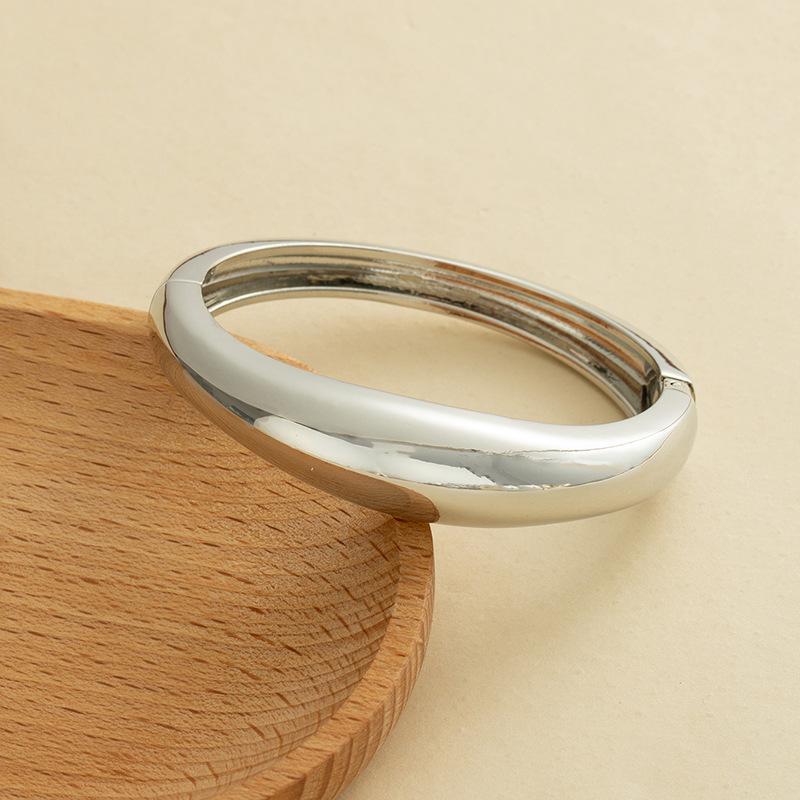 Design-inspired Metal Smooth-textured Open Bracelet, Minimalist Geometric, Individualistic Wide Wristband