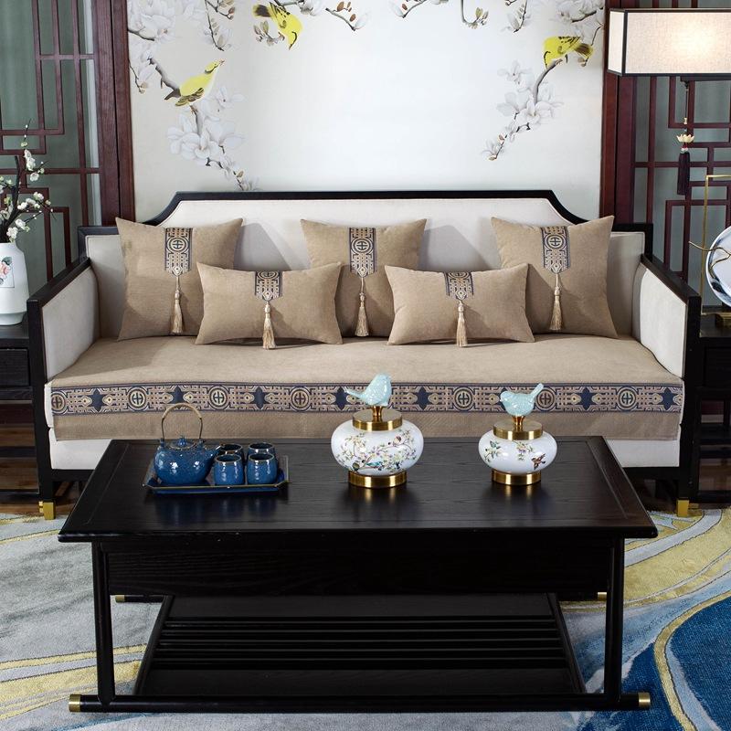 Chinese High-Grade Solid Wood Chinese Sofa Cushion Four Seasons Universal Sofa Cover Cover Cloth Non-Slip Sofa Cushion