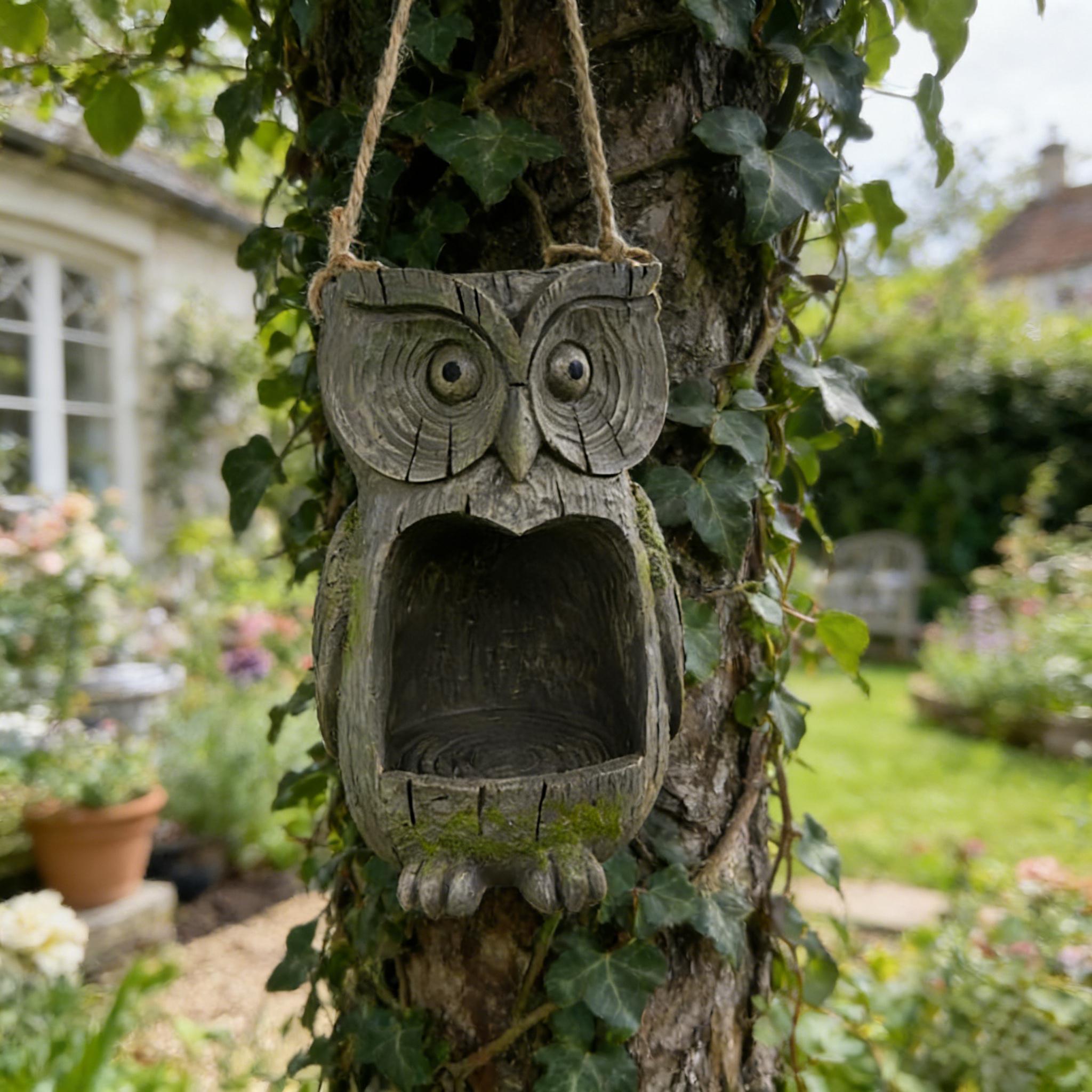 Owl Bird Feeder Realistic Resin Bird Feeder Tree Mounted Bird Feeder Weather Resistant For Courtyard Garden Backyard