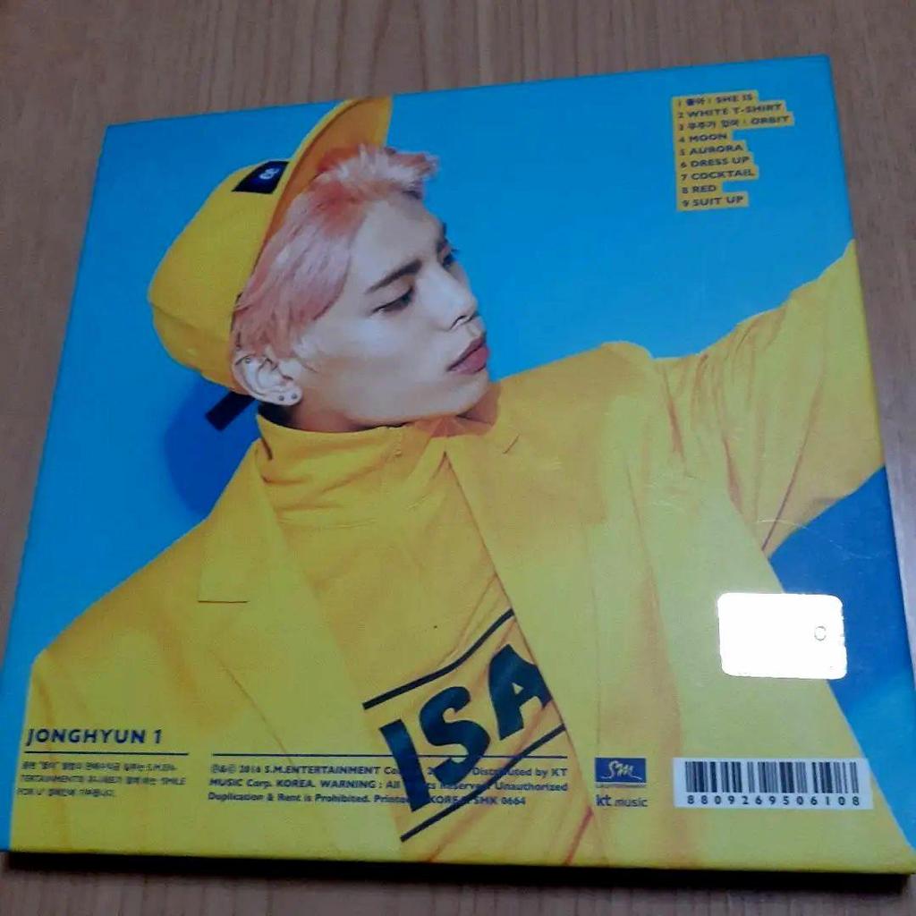 [USED] SHINee JONGHYUN She is Choa trading card included