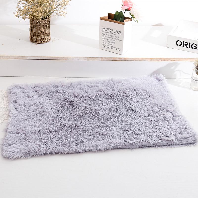 Double-Layer Plush Pet Blanket for Dogs & Cats - Warm, Comfortable Mat for All Sizes