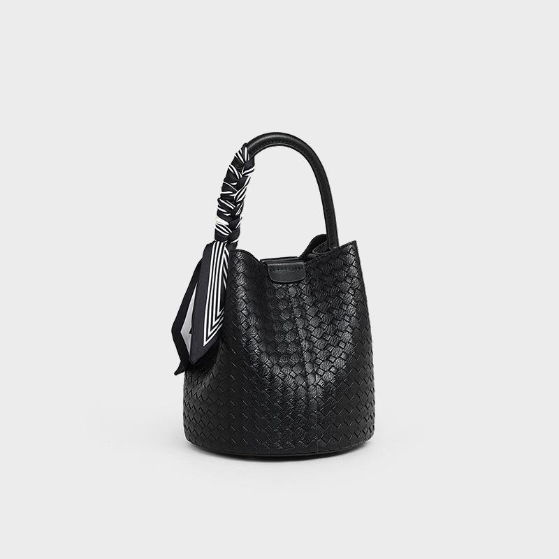 Bucket Bag Women's New Messenger Bag Fashion Versatile High Sense Woven Bag Handbag Luggage