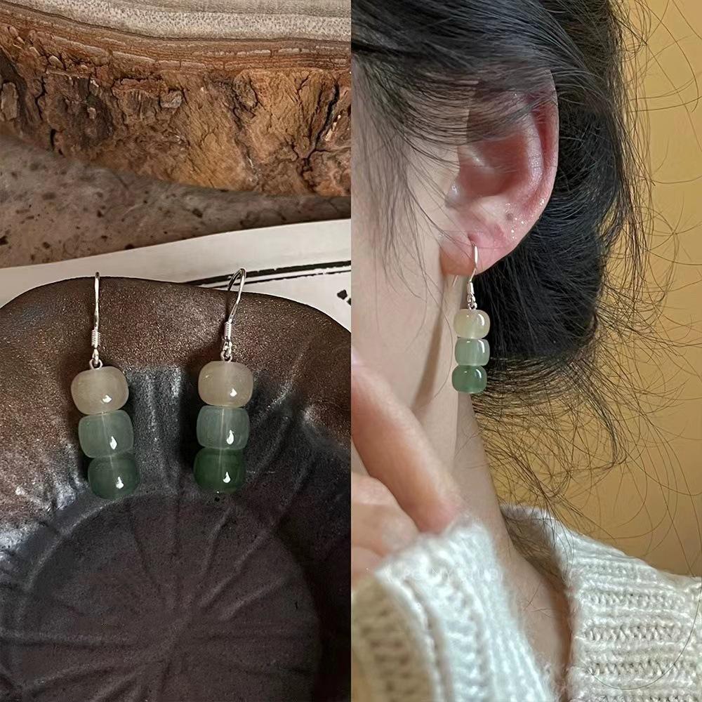 Retro Chinese Hetian Hanfu Style Clip-On Earrings - Unique Niche Design, No Piercing Needed