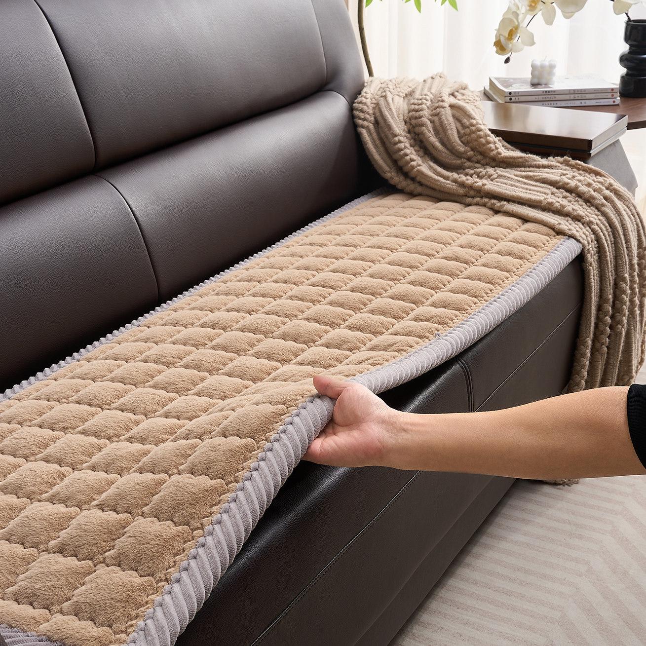 2025 Winter Plush Leather Sofa Cushion: Enhanced Non-Slip Thickened Cover, Solid Wood Friendly, Old-Fashioned Style 50x50cm (Thickened Non-slip)