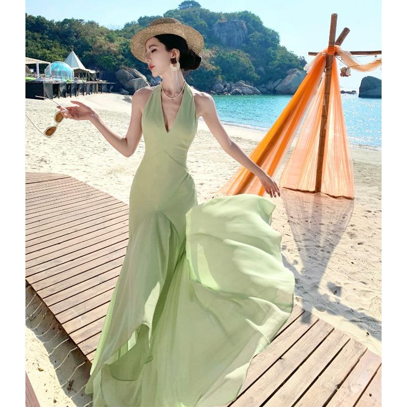 Green Vacation Neck Halter Dress Women's Spring and Summer Sleeveless Collar Slim Sexy Beautiful Good-looking Word Dress