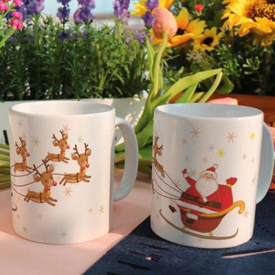 tf526-Design Mug 2p-Sleigh Ride Gift Sharing