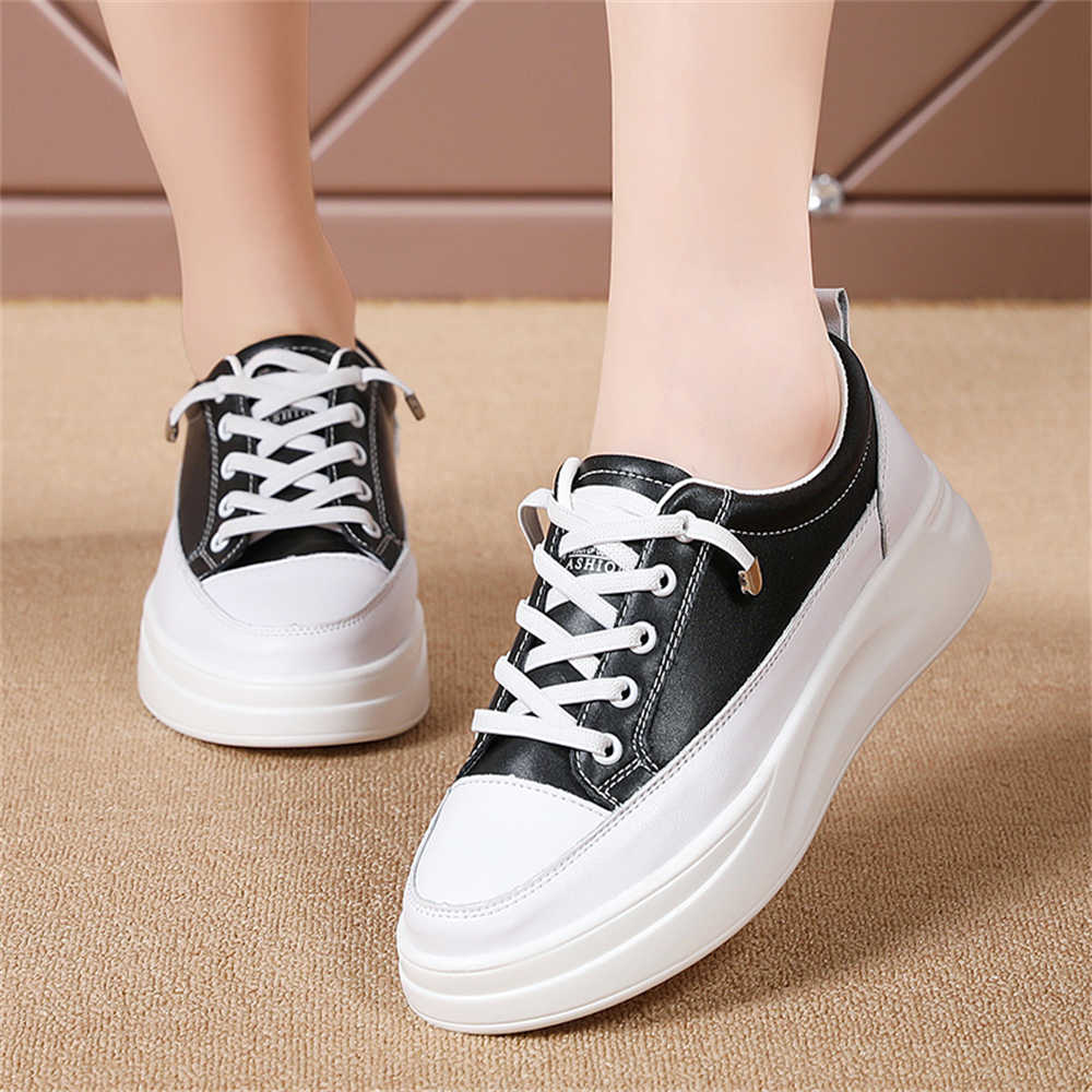 Fashion Without Heel Number 39 Women's Spring Summer Sneakers Skateboarding Shoes For Women Brand Boots Summer Sport New Arrival