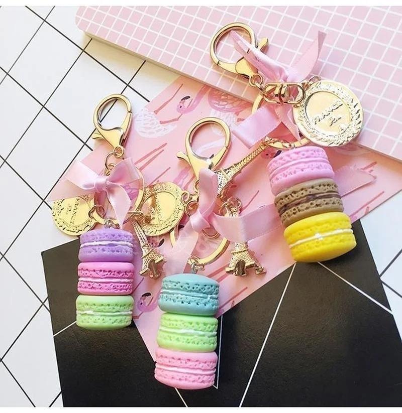 Resin Macaron Cute Macaron Bag Charm Keychain Romantic Metal Tower Keychain Car Keychain Gift (Random Color)