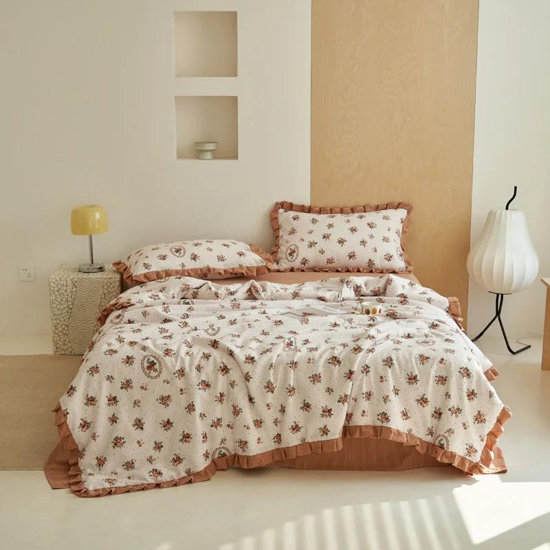 Botanical Flowers Pattern Ruffled Quilt Summer Cool Air Conditioning Quilt Skin-friendly Soft Thin Blanket for Kids Boys Girls