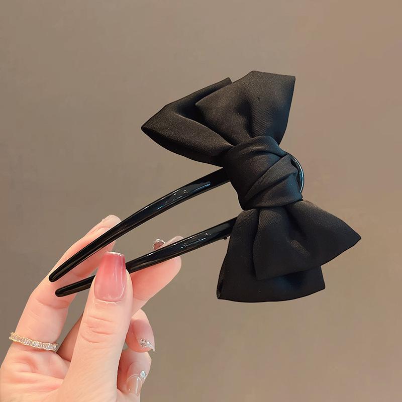 Princess on the Run: 2024 Large Black Bow Hair Clip Headdress for Women